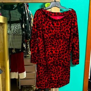 Cute boat neck shift dress / pockets are a plus!